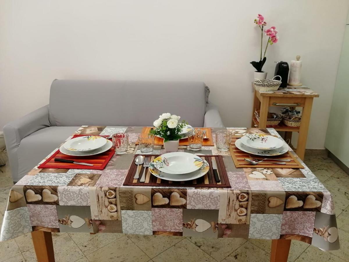 Home Sweet Home 卡斯特努沃德加尔达 外观 照片