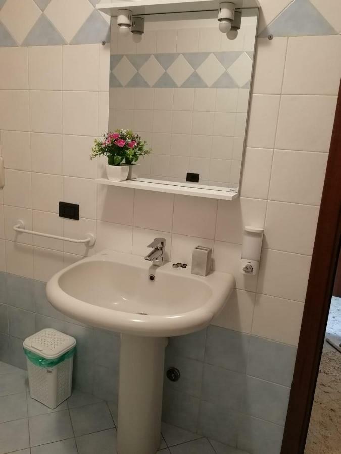 Home Sweet Home 卡斯特努沃德加尔达 外观 照片